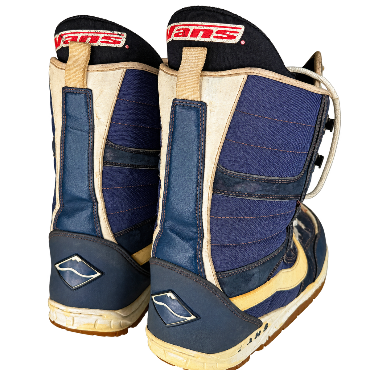 vintage vans world snowboard boots